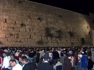 סליחות בכותל המערבי בירושלים